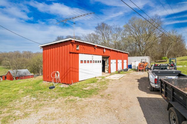 1839 Polly Adams Rd, Belfast, TN 37019