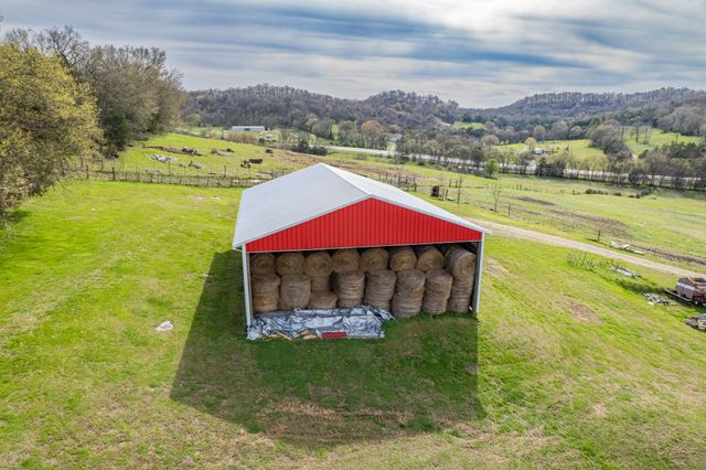 1839 Polly Adams Rd, Belfast, TN 37019