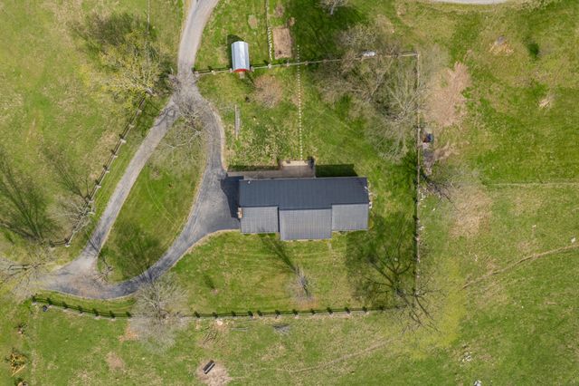 1839 Polly Adams Rd, Belfast, TN 37019