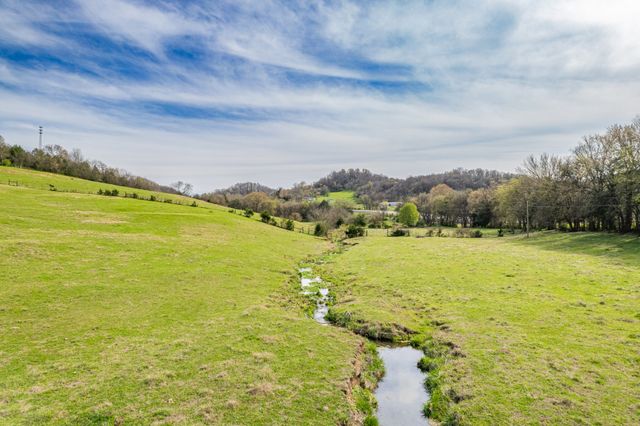 1839 Polly Adams Rd, Belfast, TN 37019