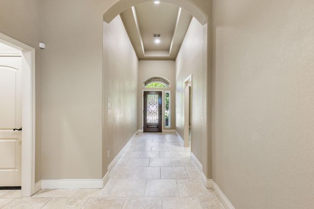 135 N Greatwood Glen Place, Montgomery, TX 77316