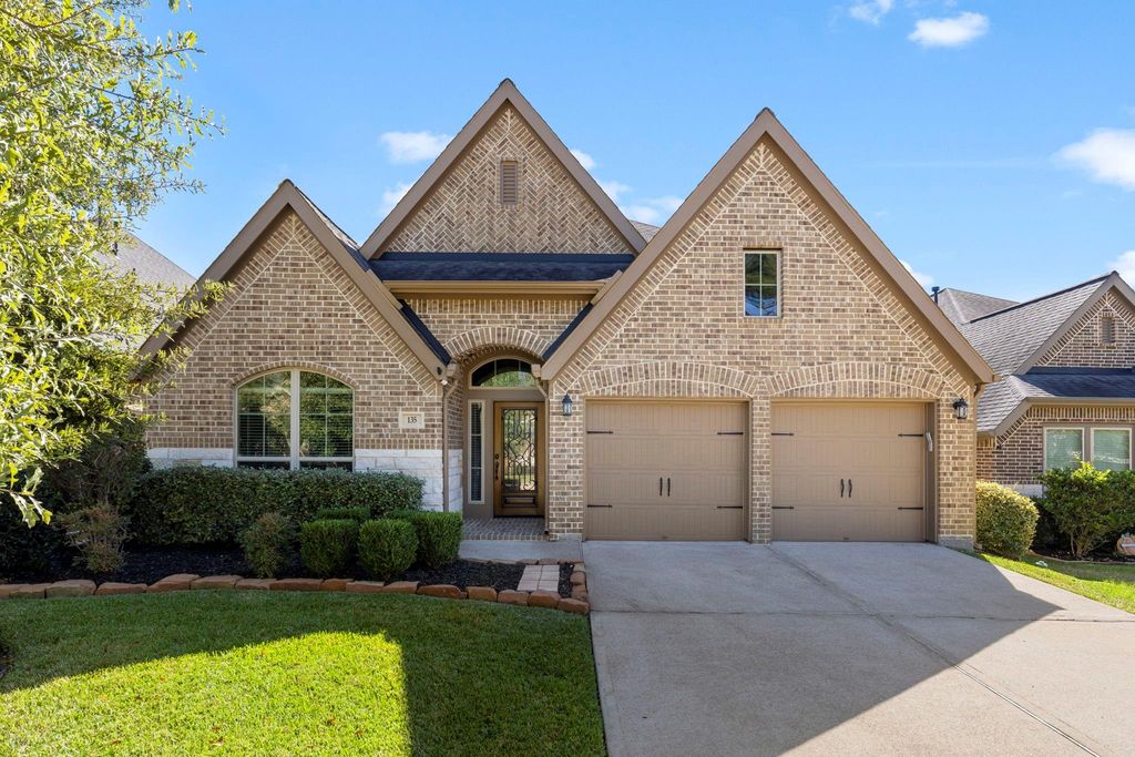 135 N Greatwood Glen Place, Montgomery, TX 77316
