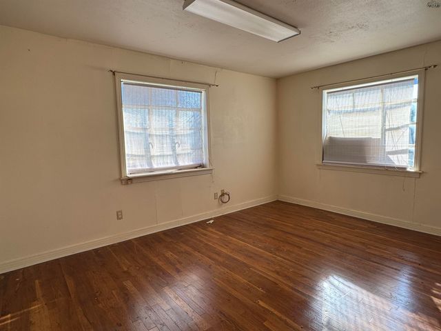 3209 KESSLER BOULEVARD, Wichita Falls, TX 76309