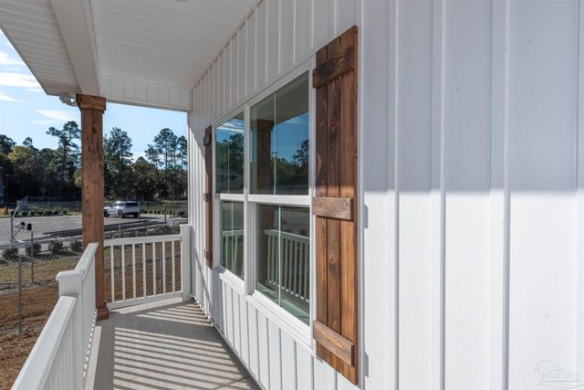 4 Coweta Rd, Cantonment, FL 32533