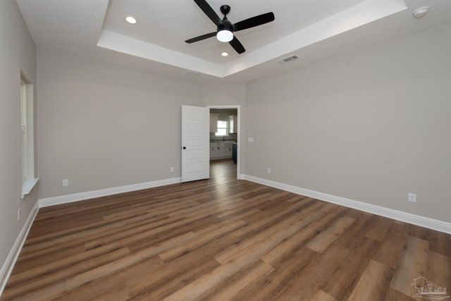 4 Coweta Rd, Cantonment, FL 32533