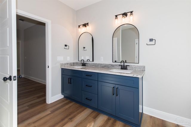 4 Coweta Rd, Cantonment, FL 32533