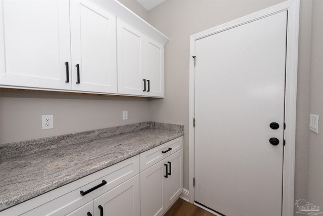 4 Coweta Rd, Cantonment, FL 32533