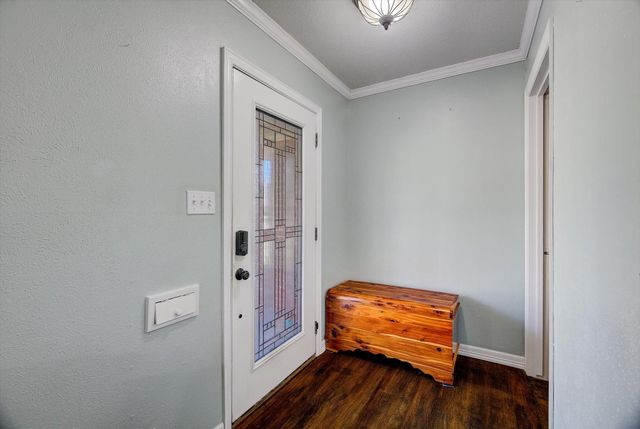 110 Daisy Street, Lake Jackson, TX 77566