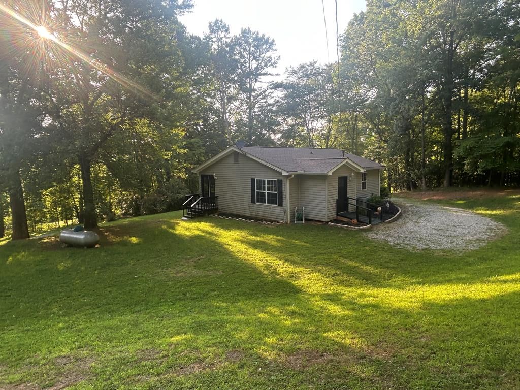 4064 Hwy 325, Blairsville, GA 30512