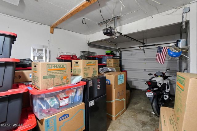 3 Poulston PL Place, Lima, OH 45805