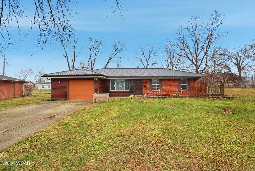 3 Poulston PL Place, Lima, OH 45805