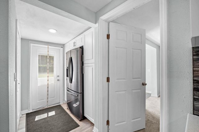 7954 49TH AVENUE N, St Petersburg, FL 33709