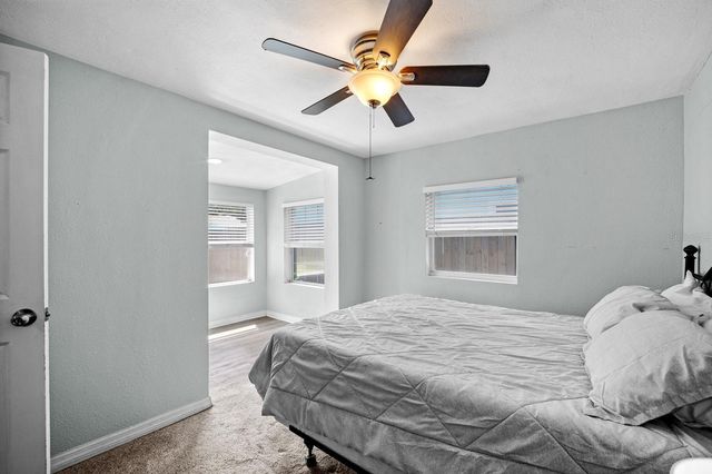 7954 49TH AVENUE N, St Petersburg, FL 33709