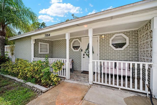 7954 49TH AVENUE N, St Petersburg, FL 33709