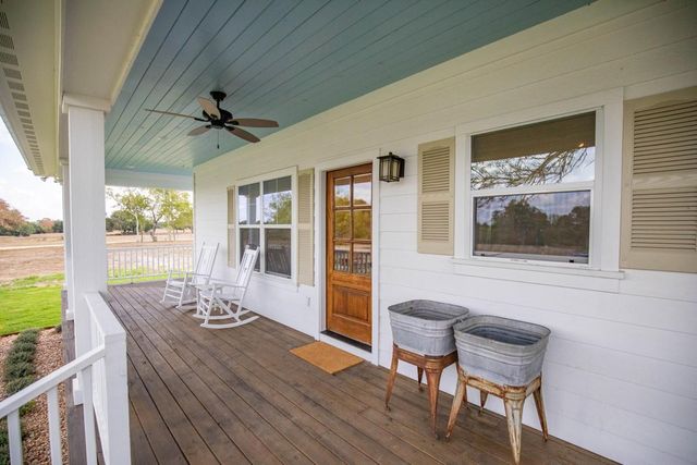 1255 County Road 260, Hallettsville, TX 77964