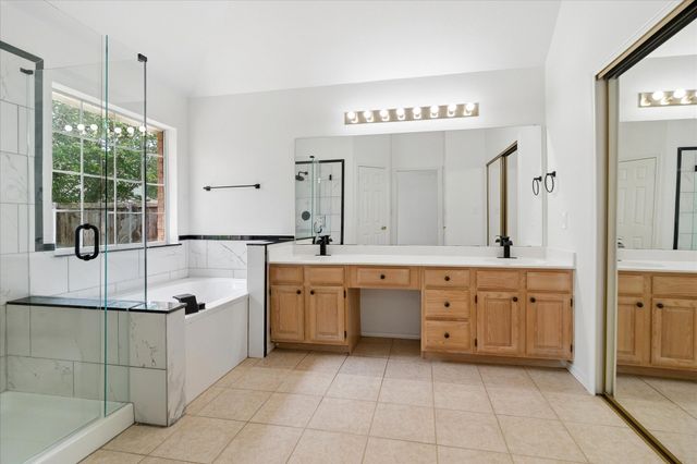 8402 Falconet Circle, Mckinney, TX 75072