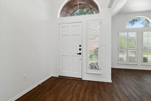 8402 Falconet Circle, Mckinney, TX 75072