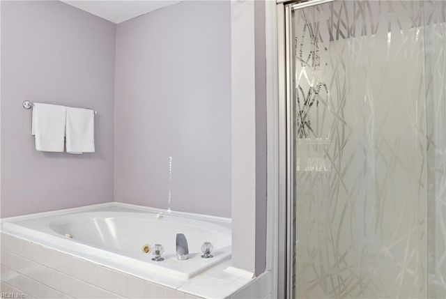 2525 Alleghany LOOP, Virginia Beach, VA 23456