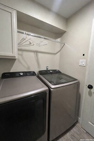 7250 Burns Xing, San Antonio, TX 78250