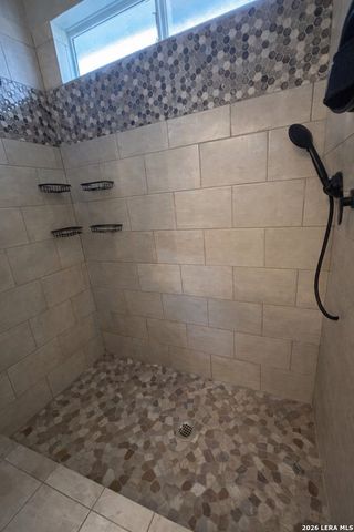 7250 Burns Xing, San Antonio, TX 78250