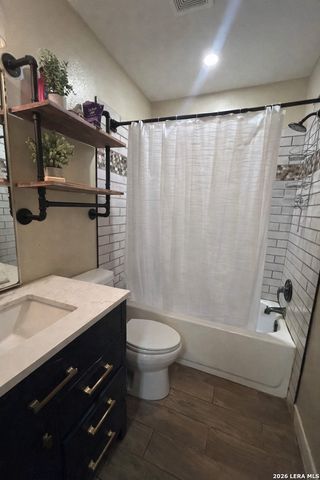 7250 Burns Xing, San Antonio, TX 78250