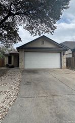 7250 Burns Xing, San Antonio, TX 78250