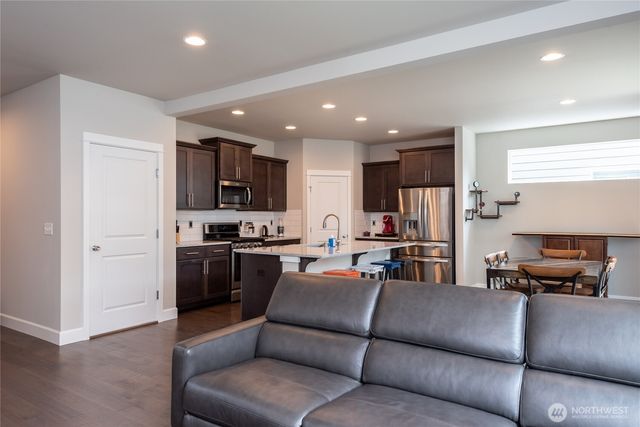 37309 29th Place S, Federal Way, WA 98003