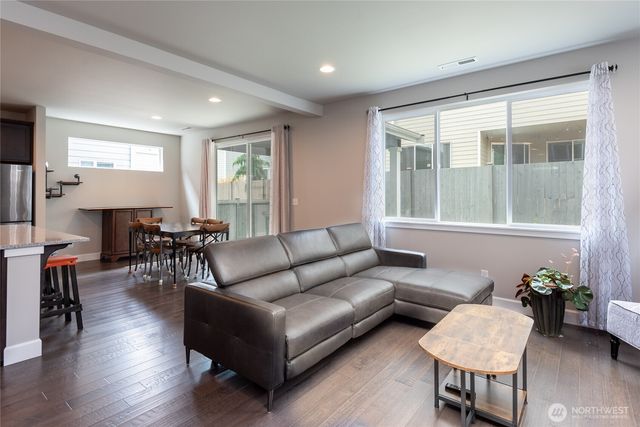 37309 29th Place S, Federal Way, WA 98003