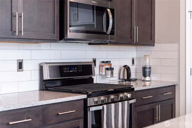 37309 29th Place S, Federal Way, WA 98003