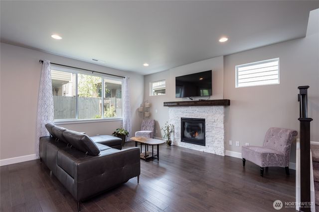 37309 29th Place S, Federal Way, WA 98003