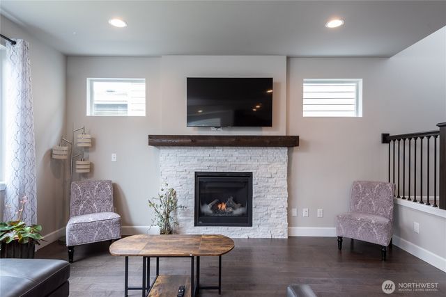 37309 29th Place S, Federal Way, WA 98003