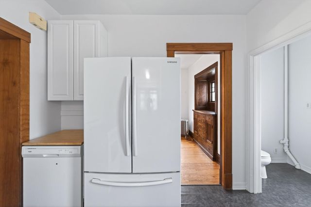 344 6th Avenue S, South Saint Paul, MN 55075