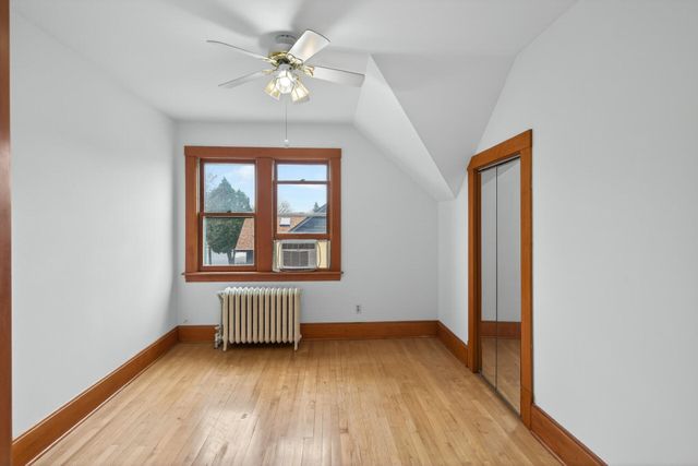 344 6th Avenue S, South Saint Paul, MN 55075