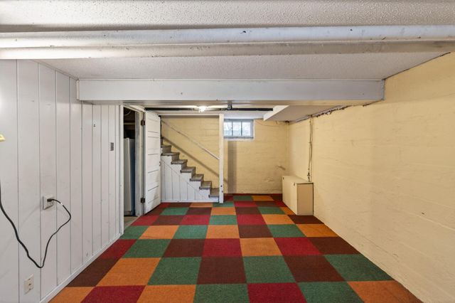 344 6th Avenue S, South Saint Paul, MN 55075