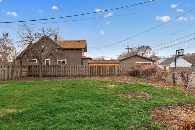 344 6th Avenue S, South Saint Paul, MN 55075