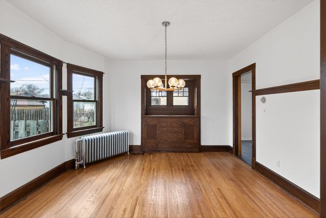 344 6th Avenue S, South Saint Paul, MN 55075