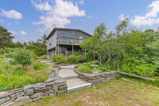 5 Great Hills Rd, Truro, MA 02666