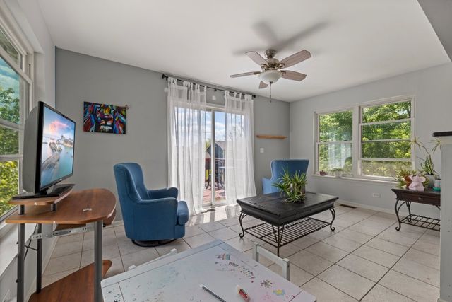 3702 Fiday Road, Joliet, IL 60431