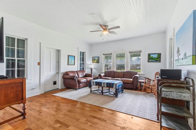 3750 County Road 185, Anderson, TX 77830