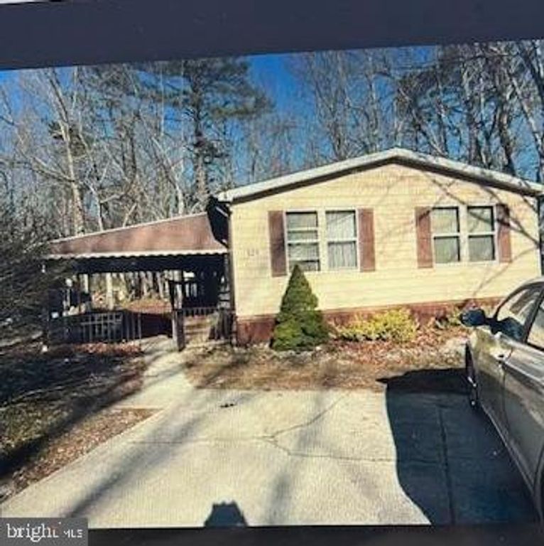 121 SHENANDOAH, Sicklerville, NJ 08081