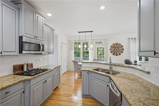 4092 Suwanee Mill Drive, Buford, GA 30518