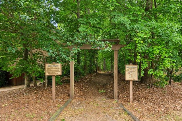 4092 Suwanee Mill Drive, Buford, GA 30518