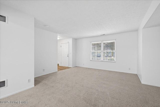 6508 Hunters Creek Blvd, Louisville, KY 40258