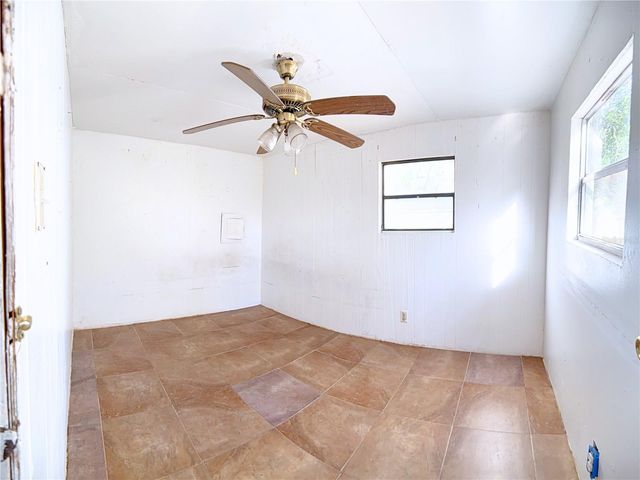 18274 SE 22ND PLACE, Silver Springs, FL 34488