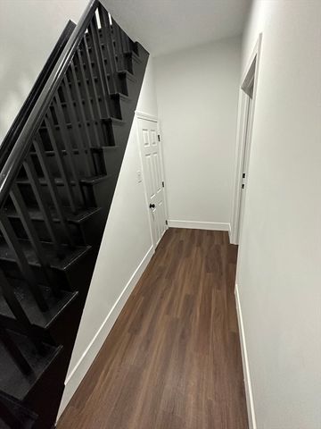 278 Cohannet St, Taunton, MA 02780