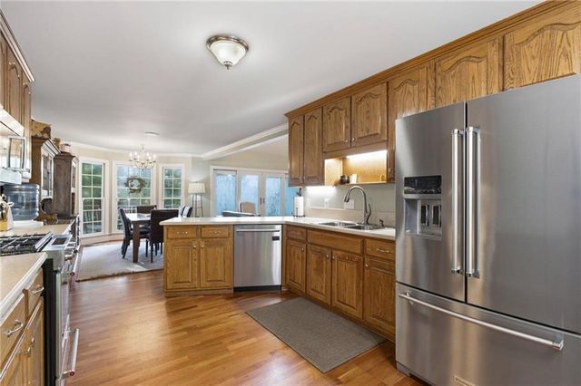 9600 Lakeside Way, Gainesville, GA 30506