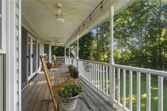 9600 Lakeside Way, Gainesville, GA 30506