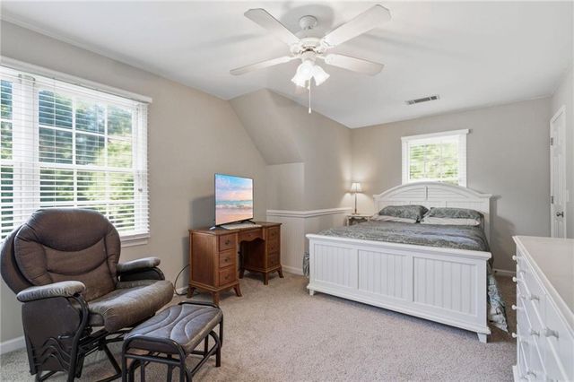 9600 Lakeside Way, Gainesville, GA 30506