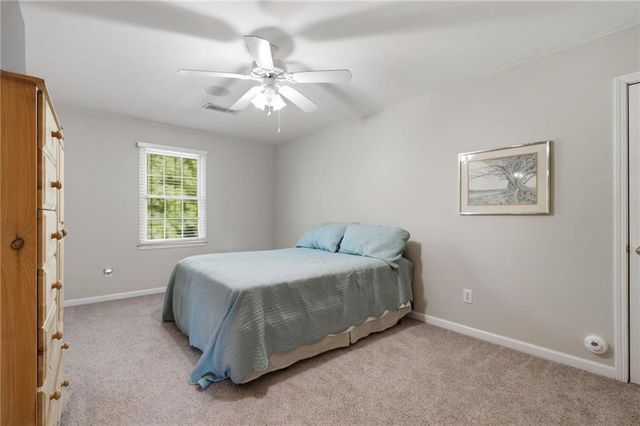 9600 Lakeside Way, Gainesville, GA 30506