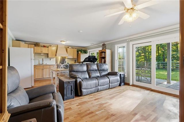 9600 Lakeside Way, Gainesville, GA 30506
